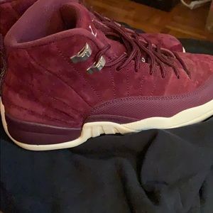 Air Jordan 12 Retro Bordeaux